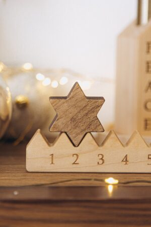Advent Candle Holders With Calendar Christmas Countdown Christmas Table Centerpiece Wreath Reusable Holiday Decoration Candlestick Holders