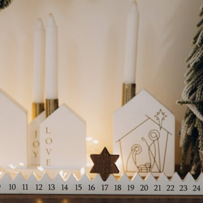 Wooden House Candle Holders Christmas Table Centerpiece Christmas Countdown Holiday Home Decoration Christmas Handmade Gifts 4 Advent Weeks