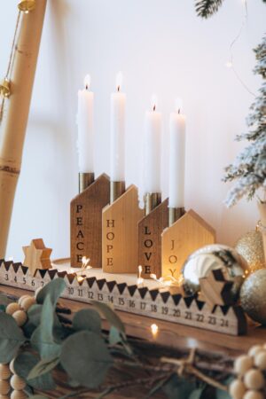 Advent Candleholder Houses Christmas Countdown Family Christmas Gift Fireplace Decor 4 Weeks To Go Table Centrepiece Solid Wood Candleholder