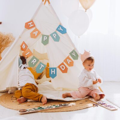 Birthday Wooden Flag Garland Rainbow Birthday Banner Wall Nursery Decor 1st Birthday Decoration Newborn Baby Gift Personalized Name Banner