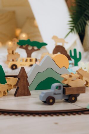 Handmade Kids Toys Safari Theme Building Blocks Wooden Play Set for Toddlers Easter Gifts Personalized Toy Car Jeep Kids Birthday Gifts