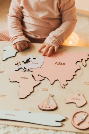 Next-day Delivery Montessori Wooden Continent Map for Kids Learning Geography Kids Room Decor Colorful World Map Easter Gifts For Kids